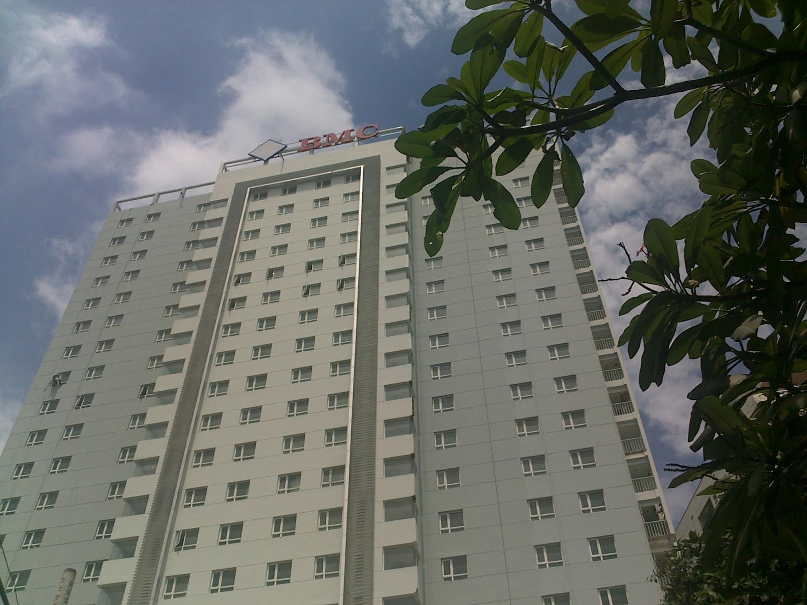 Cho thuê căn hộ chung cư BMC Tower