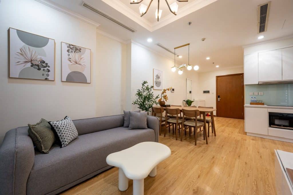 Cho thuê căn hộ 2 phòng ngủ Landmark Vinhomes – Nhà Đẹp, Tầng trung