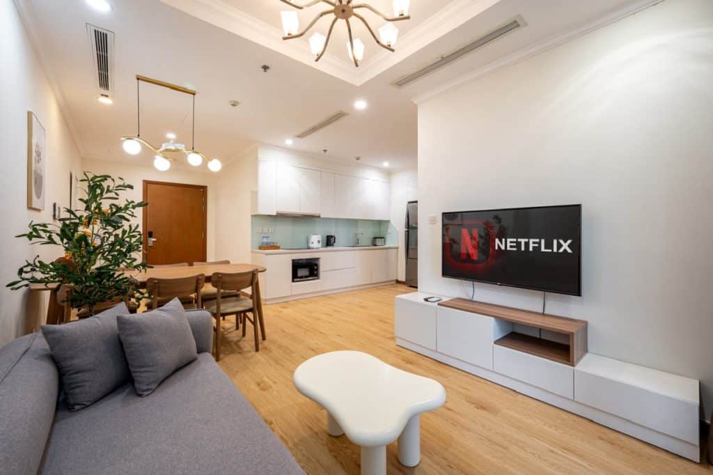 Cho thuê căn hộ 2 phòng ngủ Landmark Vinhomes – Nhà Đẹp, Tầng trung