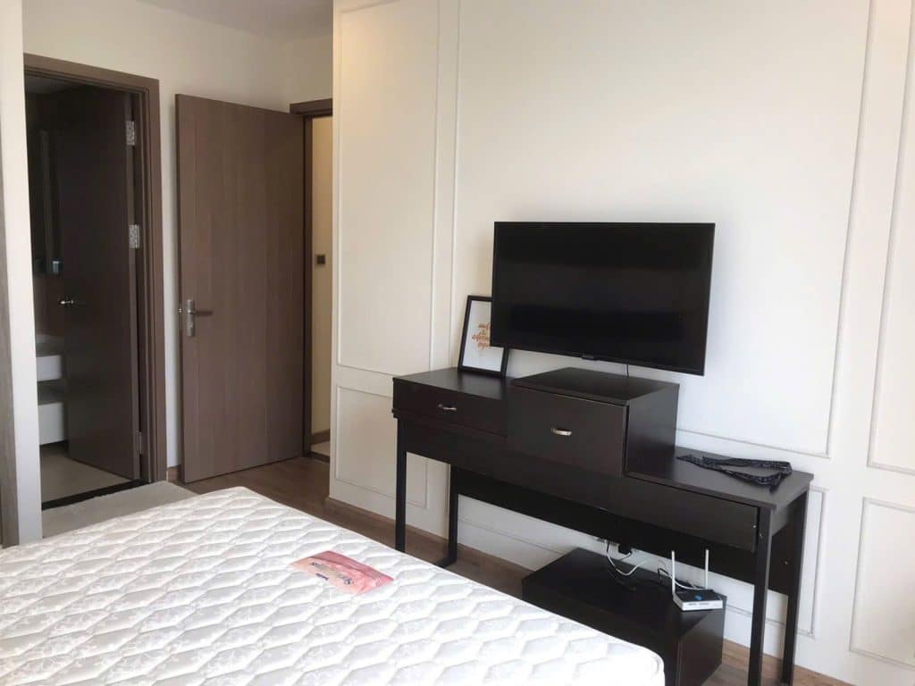 Cho thuê căn hộ 2 phòng ngủ Park 7 Vinhomes Central Park – Tầng trung, View thoáng