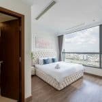 Cho thuê căn hộ 3 phòng ngủ Vinhomes Central Park – tầng trung, View Landmark 81