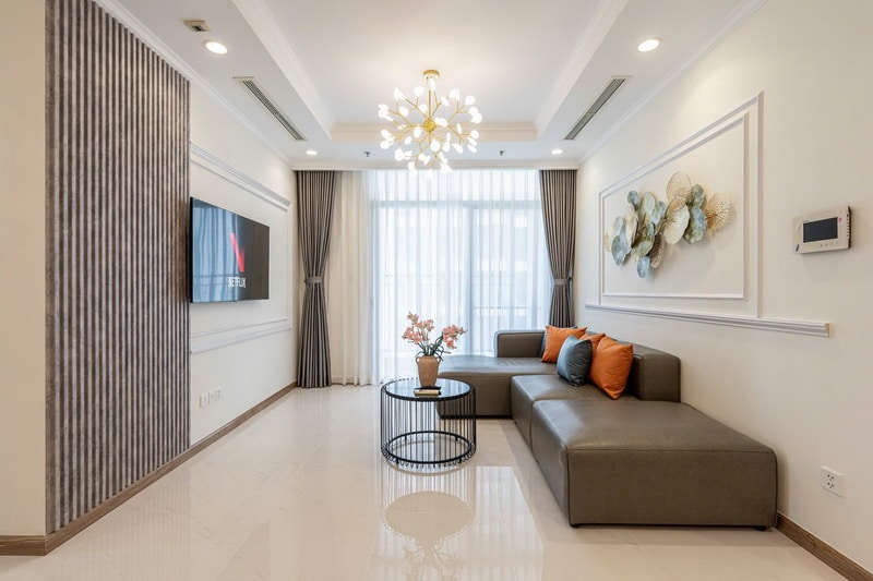 Cho thuê căn hộ 3 phòng ngủ Vinhomes Central Park – tầng trung, View Landmark 81