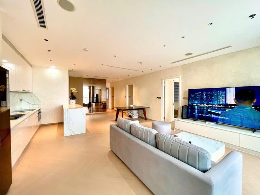 Cho thuê căn 2 phòng ngủ Vinhomes Golden River – thiết kế sang trọng, View Sông