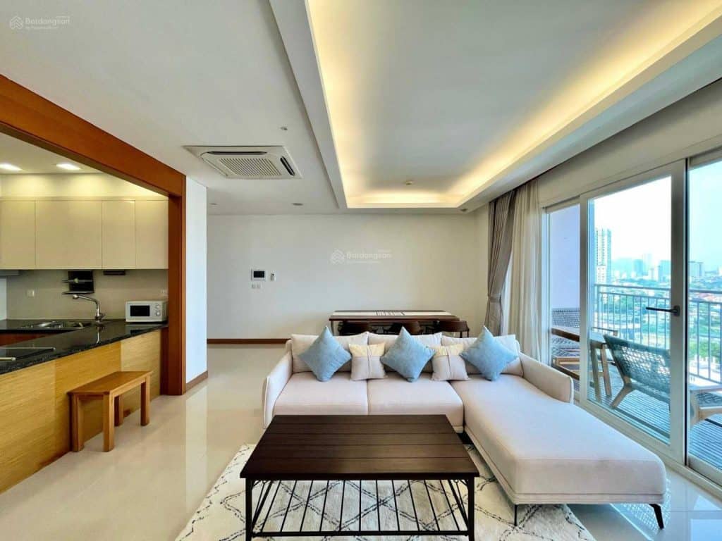 Cho thuê căn hộ Xi Riverview Palace 3 phòng ngủ – tầng trung, view sông