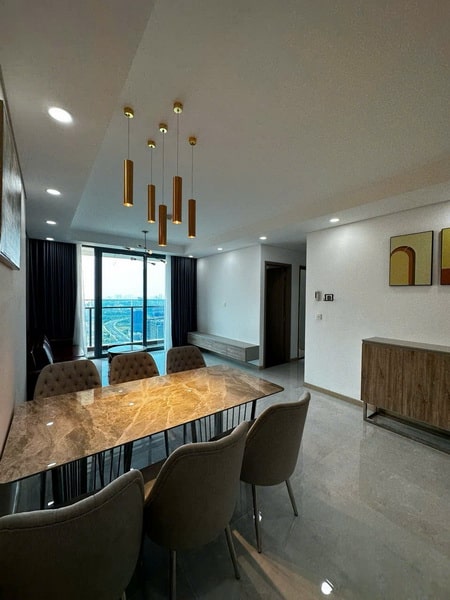 Cho thuê căn hộ 3 phòng ngủ Sunwah Pearl – View sông, nội thất sang trọng
